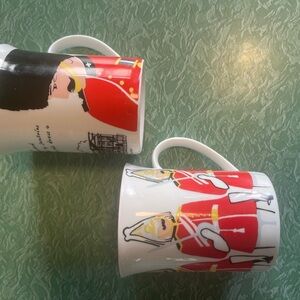 Nicholas- John English Bone China Guardsman Buckingham Palace mush set of 2